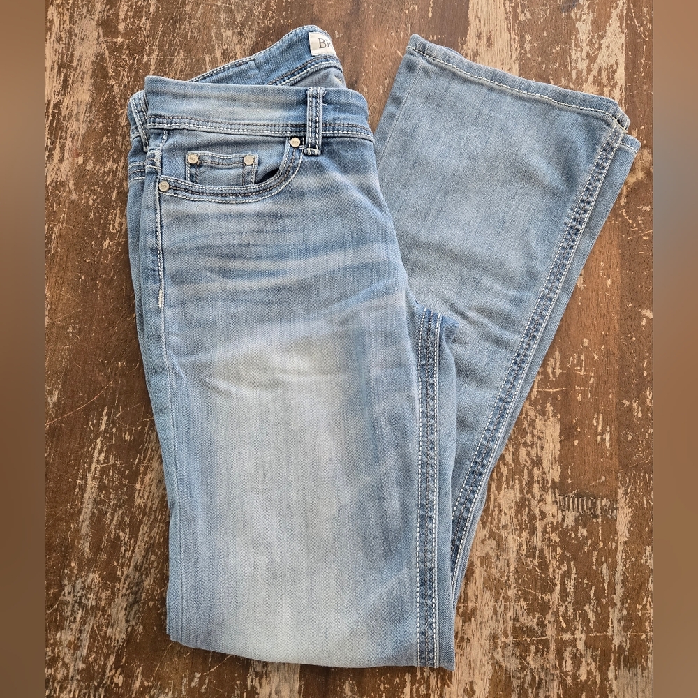 BKE by BUCKLE Women's Light Blue Jeans